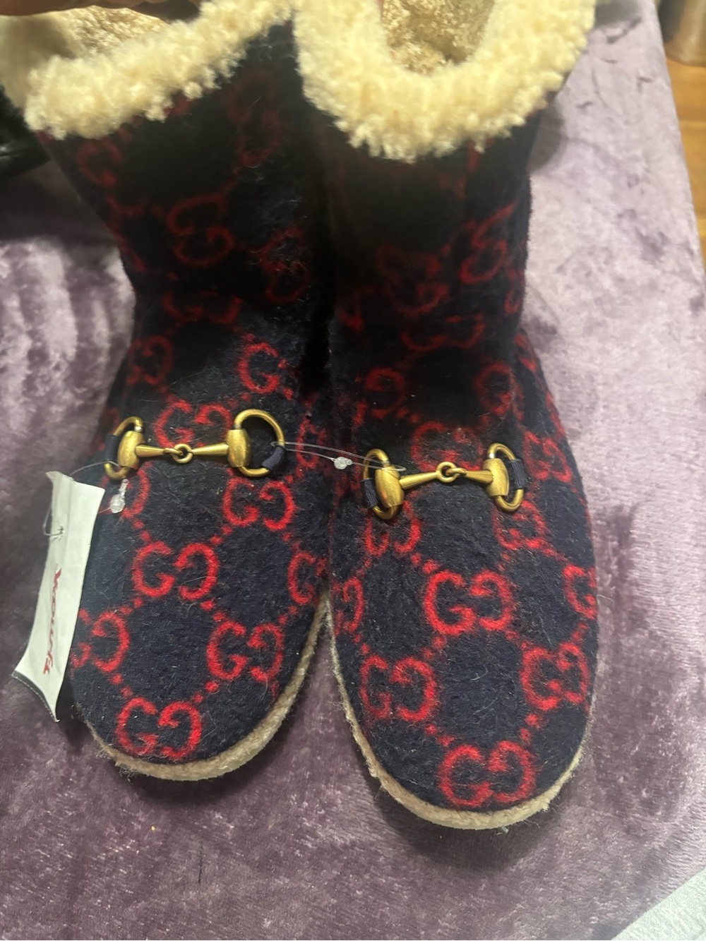 Gucci Navy & Red Wool Slip-On Boots with Cream Shearling Trim - Picture 8 of 14